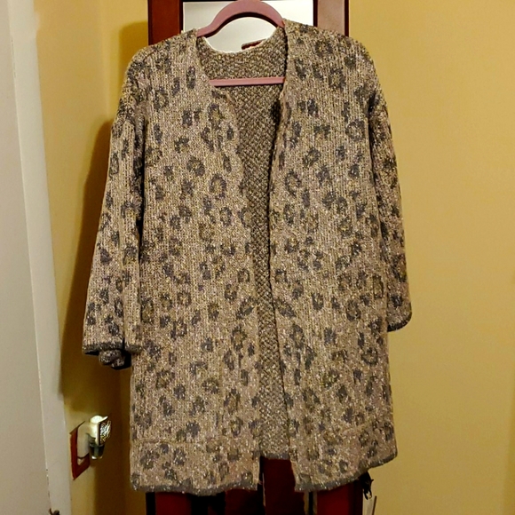 Jacket - Picture 1 of 6